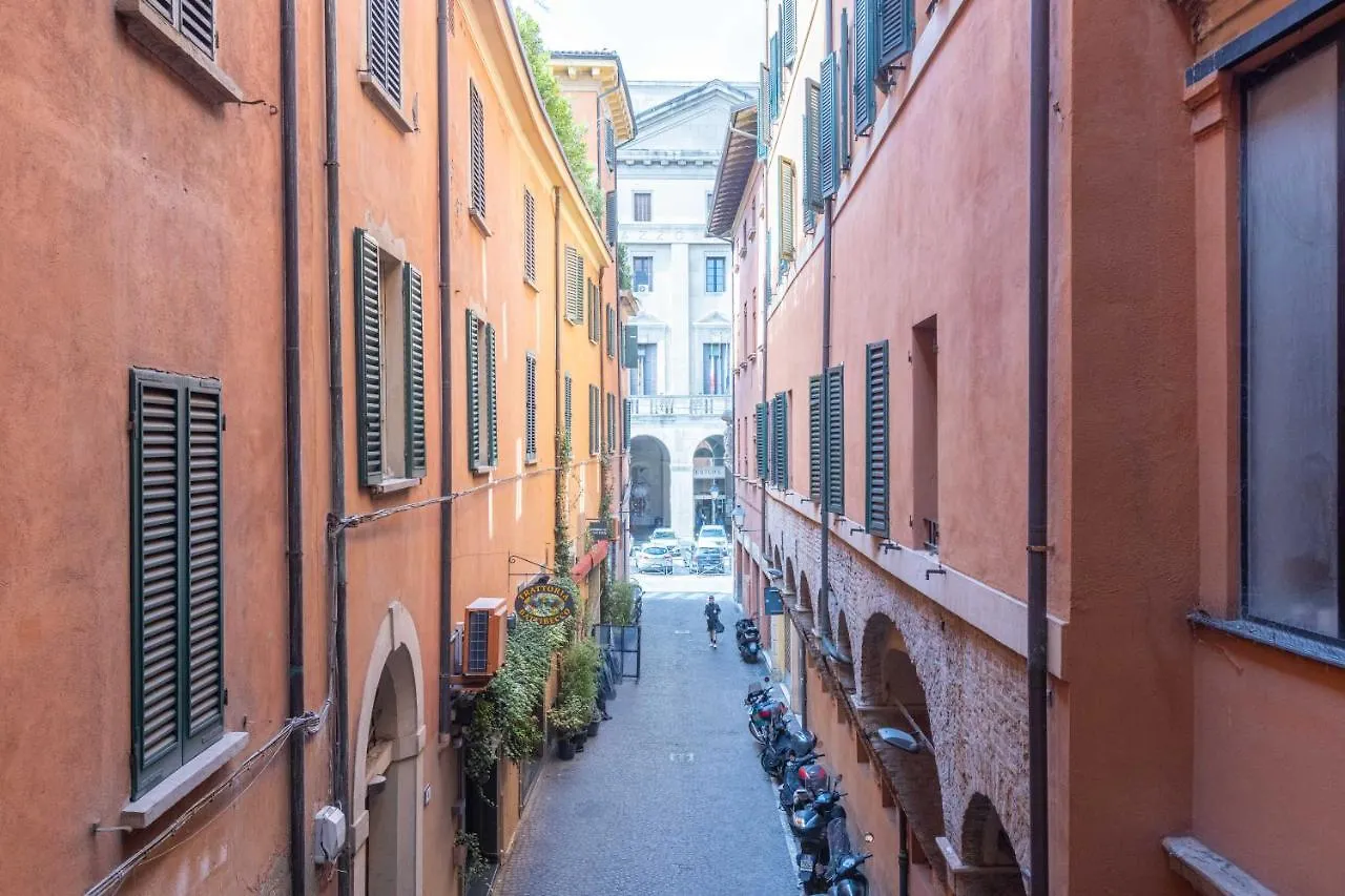 Apartment Simon, Bologna By Short Holidays